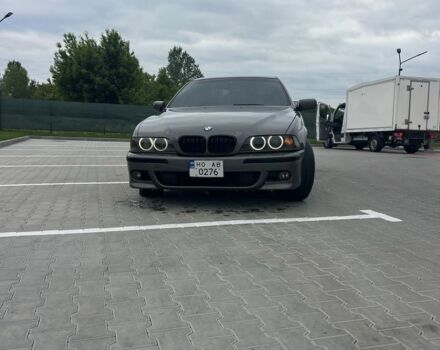 Серый БМВ 5 Серия, объемом двигателя 2.9 л и пробегом 400 тыс. км за 4200 $, фото 1 на Automoto.ua