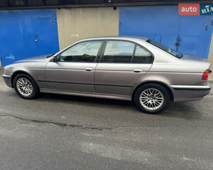 Серый БМВ 5 Серия, объемом двигателя 1.99 л и пробегом 350 тыс. км за 4500 $, фото 5 на Automoto.ua