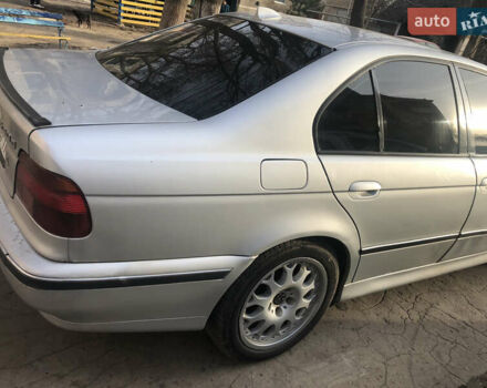 Серый БМВ 5 Серия, объемом двигателя 3 л и пробегом 260 тыс. км за 4500 $, фото 1 на Automoto.ua