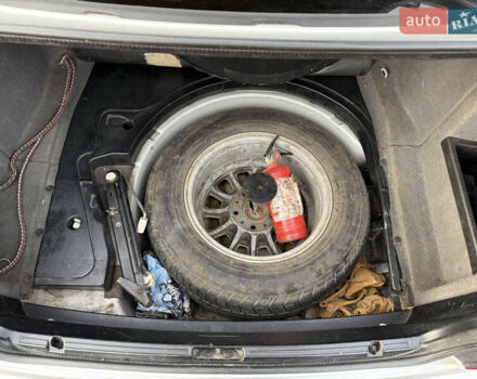 Серый БМВ 5 Серия, объемом двигателя 2.5 л и пробегом 436 тыс. км за 3350 $, фото 17 на Automoto.ua