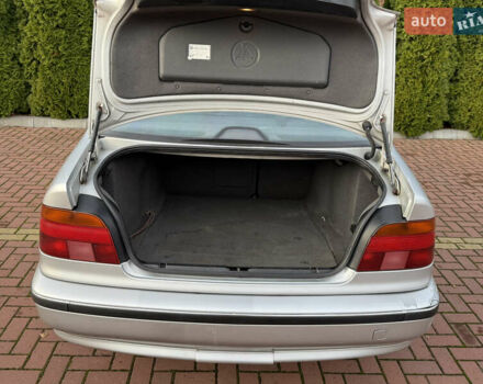 Серый БМВ 5 Серия, объемом двигателя 2.5 л и пробегом 436 тыс. км за 3350 $, фото 16 на Automoto.ua