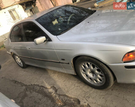 Серый БМВ 5 Серия, объемом двигателя 3 л и пробегом 260 тыс. км за 4500 $, фото 2 на Automoto.ua