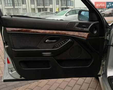 Сірий БМВ 5 Серія, об'ємом двигуна 2.5 л та пробігом 264 тис. км за 6000 $, фото 15 на Automoto.ua