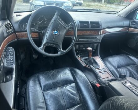 Серый БМВ 5 Серия, объемом двигателя 3 л и пробегом 356 тыс. км за 3800 $, фото 5 на Automoto.ua