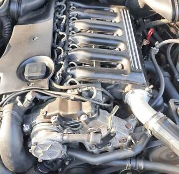 Серый БМВ 5 Серия, объемом двигателя 2.99 л и пробегом 450 тыс. км за 4700 $, фото 7 на Automoto.ua