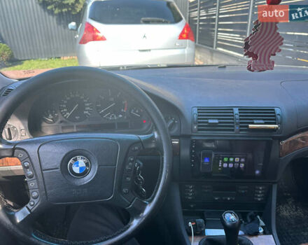 Серый БМВ 5 Серия, объемом двигателя 2.5 л и пробегом 440 тыс. км за 6500 $, фото 6 на Automoto.ua
