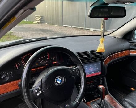 Серый БМВ 5 Серия, объемом двигателя 2.9 л и пробегом 350 тыс. км за 4600 $, фото 7 на Automoto.ua