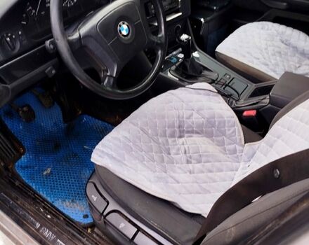 Сірий БМВ 5 Серія, об'ємом двигуна 2 л та пробігом 316 тис. км за 3800 $, фото 12 на Automoto.ua