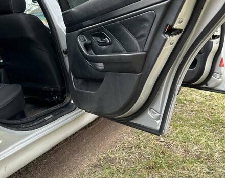 Сірий БМВ 5 Серія, об'ємом двигуна 2 л та пробігом 320 тис. км за 5100 $, фото 4 на Automoto.ua