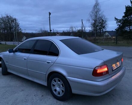 Серый БМВ 5 Серия, объемом двигателя 2 л и пробегом 777 тыс. км за 4100 $, фото 3 на Automoto.ua