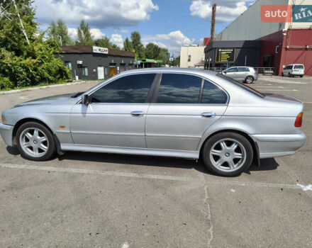 Серый БМВ 5 Серия, объемом двигателя 2.2 л и пробегом 301 тыс. км за 6000 $, фото 4 на Automoto.ua