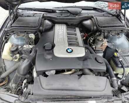 Серый БМВ 5 Серия, объемом двигателя 3 л и пробегом 171 тыс. км за 4999 $, фото 13 на Automoto.ua