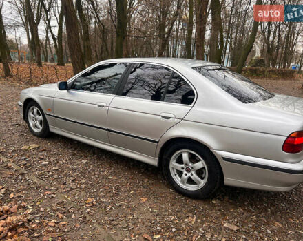 Серый БМВ 5 Серия, объемом двигателя 2.5 л и пробегом 300 тыс. км за 4300 $, фото 6 на Automoto.ua