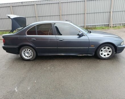 Серый БМВ 5 Серия, объемом двигателя 0 л и пробегом 438 тыс. км за 2700 $, фото 4 на Automoto.ua