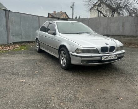 Серый БМВ 5 Серия, объемом двигателя 3 л и пробегом 312 тыс. км за 4199 $, фото 1 на Automoto.ua