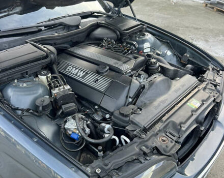 Серый БМВ 5 Серия, объемом двигателя 2 л и пробегом 300 тыс. км за 5200 $, фото 18 на Automoto.ua
