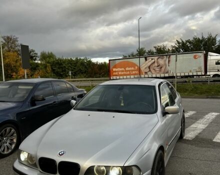 Серый БМВ 5 Серия, объемом двигателя 2.9 л и пробегом 350 тыс. км за 4600 $, фото 2 на Automoto.ua