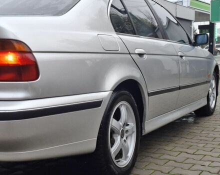 Серый БМВ 5 Серия, объемом двигателя 2.5 л и пробегом 285 тыс. км за 4350 $, фото 4 на Automoto.ua