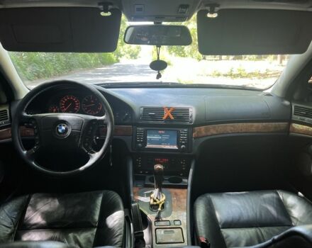 Серый БМВ 5 Серия, объемом двигателя 3 л и пробегом 310 тыс. км за 7500 $, фото 3 на Automoto.ua