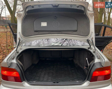 Серый БМВ 5 Серия, объемом двигателя 2.5 л и пробегом 300 тыс. км за 4300 $, фото 26 на Automoto.ua