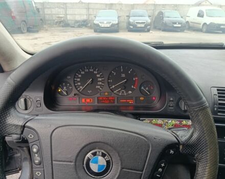 Серый БМВ 5 Серия, объемом двигателя 0 л и пробегом 438 тыс. км за 2700 $, фото 6 на Automoto.ua