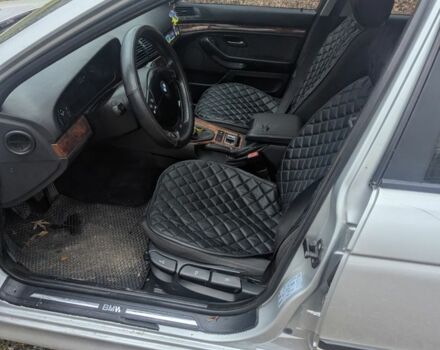 Сірий БМВ 5 Серія, об'ємом двигуна 2.5 л та пробігом 300 тис. км за 2200 $, фото 1 на Automoto.ua