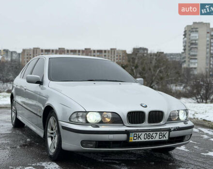 Серый БМВ 5 Серия, объемом двигателя 2 л и пробегом 310 тыс. км за 3999 $, фото 2 на Automoto.ua