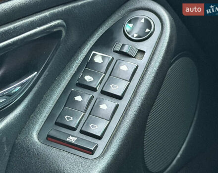 Серый БМВ 5 Серия, объемом двигателя 2 л и пробегом 310 тыс. км за 3999 $, фото 41 на Automoto.ua