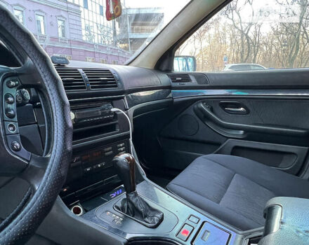Серый БМВ 5 Серия, объемом двигателя 3 л и пробегом 360 тыс. км за 4500 $, фото 23 на Automoto.ua