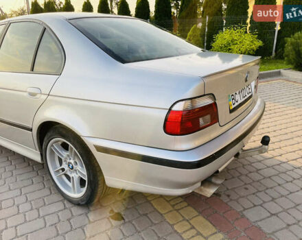 Серый БМВ 5 Серия, объемом двигателя 2.8 л и пробегом 400 тыс. км за 6300 $, фото 3 на Automoto.ua