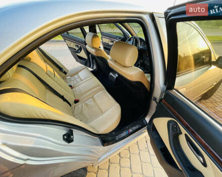 Серый БМВ 5 Серия, объемом двигателя 2.8 л и пробегом 400 тыс. км за 6300 $, фото 12 на Automoto.ua