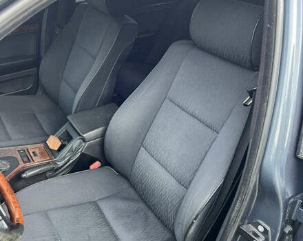 Серый БМВ 5 Серия, объемом двигателя 2 л и пробегом 300 тыс. км за 5200 $, фото 26 на Automoto.ua