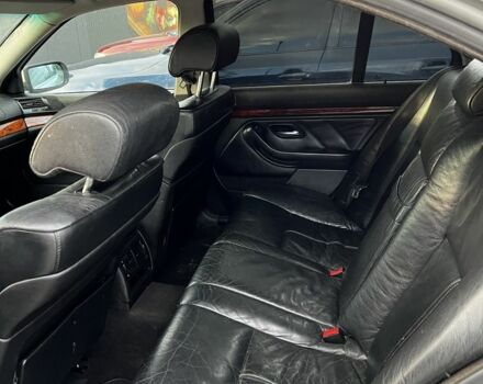 Серый БМВ 5 Серия, объемом двигателя 2.9 л и пробегом 350 тыс. км за 4600 $, фото 6 на Automoto.ua