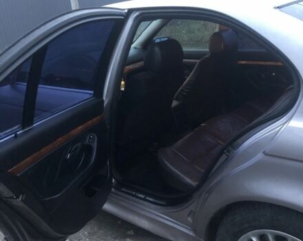 Серый БМВ 5 Серия, объемом двигателя 2 л и пробегом 400 тыс. км за 2000 $, фото 3 на Automoto.ua