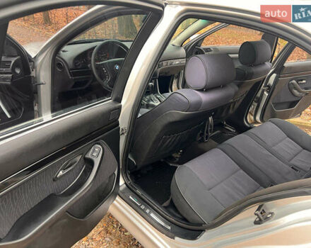 Серый БМВ 5 Серия, объемом двигателя 2.5 л и пробегом 300 тыс. км за 4300 $, фото 27 на Automoto.ua