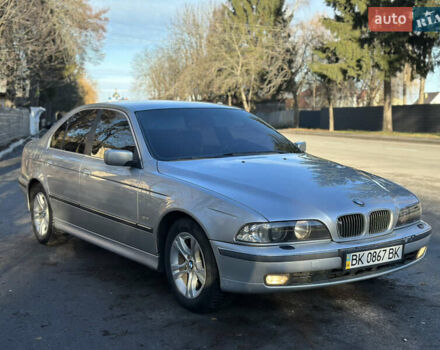 Сірий БМВ 5 Серія, об'ємом двигуна 2 л та пробігом 325 тис. км за 4550 $, фото 1 на Automoto.ua