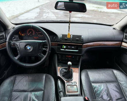 Серый БМВ 5 Серия, объемом двигателя 2 л и пробегом 310 тыс. км за 3999 $, фото 32 на Automoto.ua