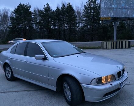 Серый БМВ 5 Серия, объемом двигателя 2 л и пробегом 777 тыс. км за 4100 $, фото 1 на Automoto.ua