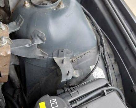 Серый БМВ 5 Серия, объемом двигателя 3 л и пробегом 171 тыс. км за 4999 $, фото 15 на Automoto.ua