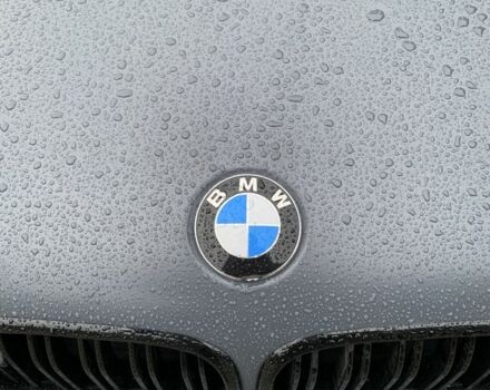 Серый БМВ 5 Серия, объемом двигателя 3 л и пробегом 438 тыс. км за 4000 $, фото 3 на Automoto.ua