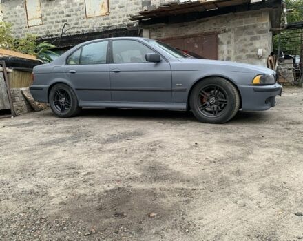 Серый БМВ 5 Серия, объемом двигателя 3 л и пробегом 438 тыс. км за 4000 $, фото 2 на Automoto.ua