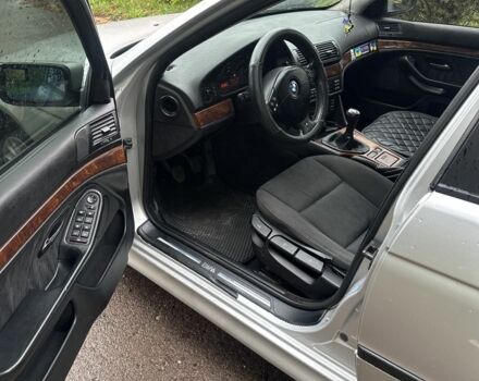 Серый БМВ 5 Серия, объемом двигателя 2.5 л и пробегом 399 тыс. км за 2300 $, фото 4 на Automoto.ua