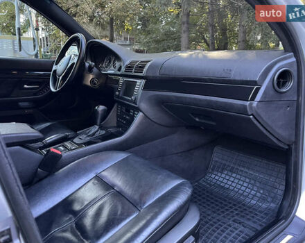 Серый БМВ 5 Серия, объемом двигателя 2.9 л и пробегом 348 тыс. км за 8000 $, фото 17 на Automoto.ua