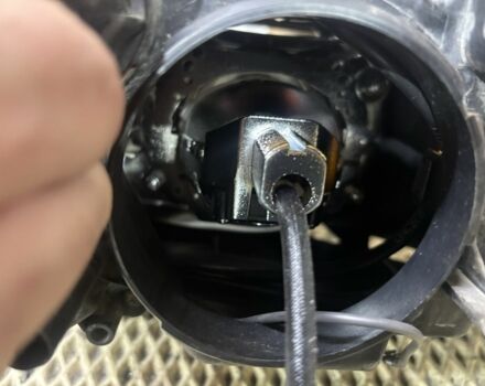 Серый БМВ 5 Серия, объемом двигателя 2.9 л и пробегом 480 тыс. км за 5500 $, фото 12 на Automoto.ua