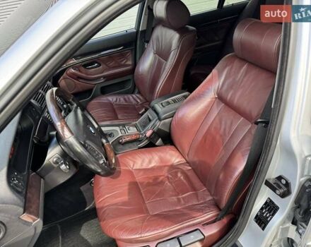 Сірий БМВ 5 Серія, об'ємом двигуна 3 л та пробігом 214 тис. км за 7400 $, фото 2 на Automoto.ua
