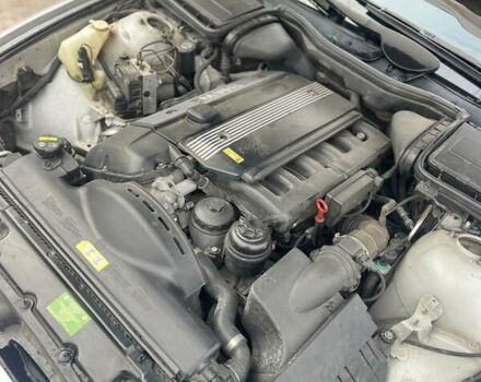 Серый БМВ 5 Серия, объемом двигателя 2.5 л и пробегом 300 тыс. км за 4800 $, фото 9 на Automoto.ua