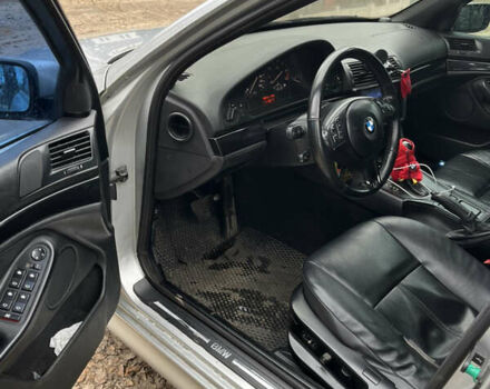 Серый БМВ 5 Серия, объемом двигателя 2.8 л и пробегом 598 тыс. км за 5500 $, фото 8 на Automoto.ua