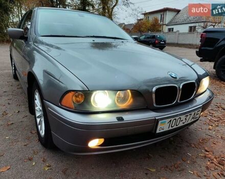 Серый БМВ 5 Серия, объемом двигателя 2 л и пробегом 440 тыс. км за 5950 $, фото 2 на Automoto.ua