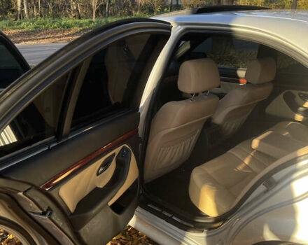 Серый БМВ 5 Серия, объемом двигателя 3 л и пробегом 433 тыс. км за 6500 $, фото 16 на Automoto.ua