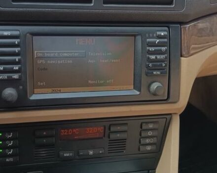 Серый БМВ 5 Серия, объемом двигателя 2.9 л и пробегом 340 тыс. км за 5000 $, фото 14 на Automoto.ua